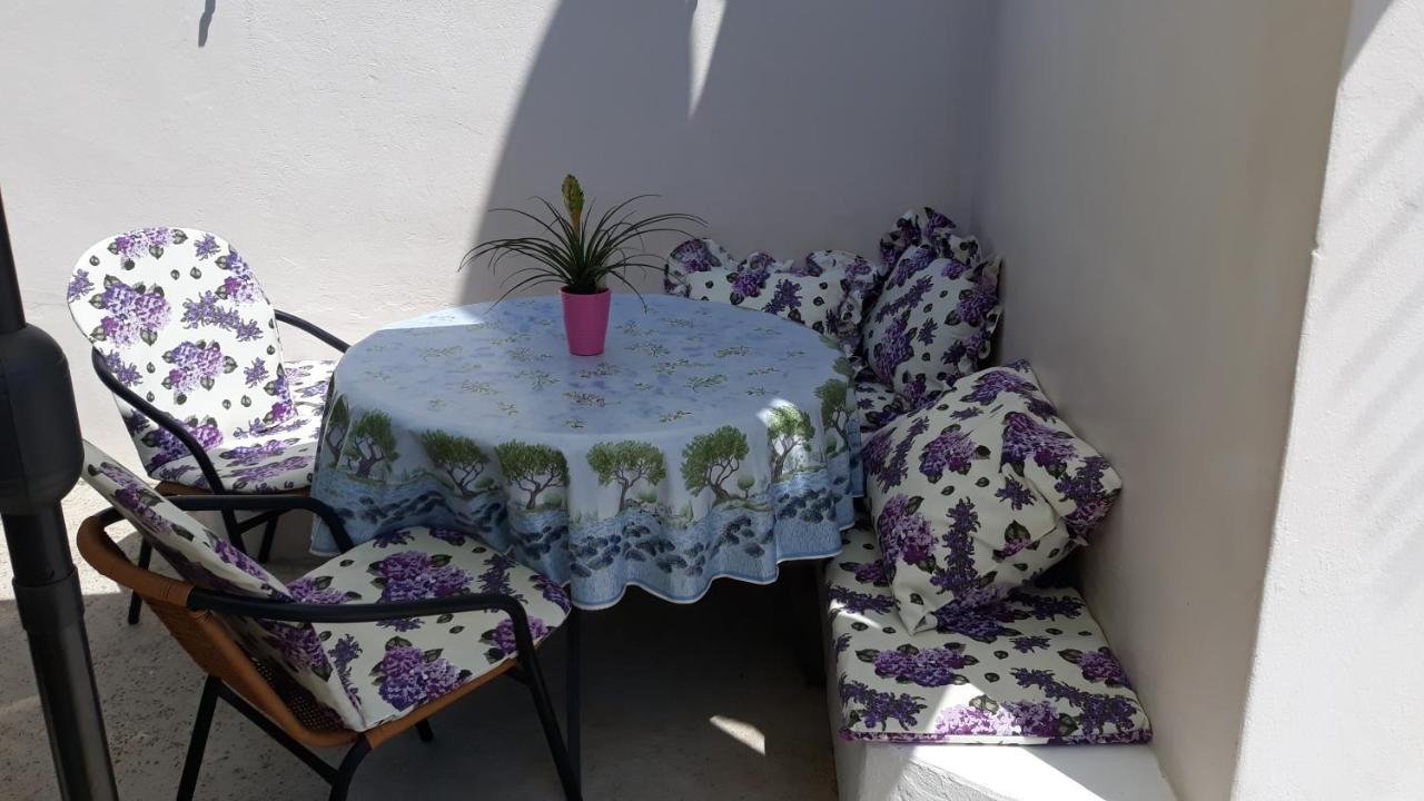 Mini Petra - Purple & Green With Kitchen And Garden Dubrovnik